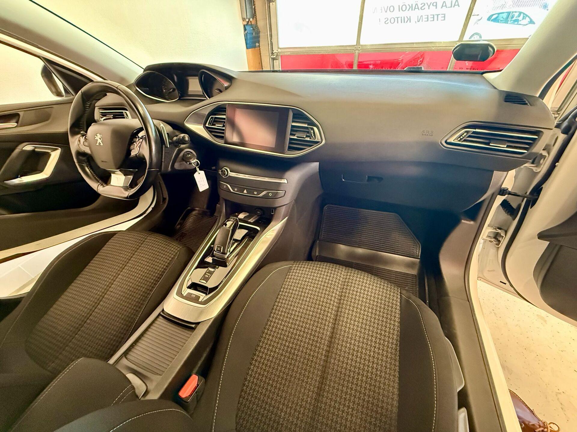 PEUGEOT 308 2019