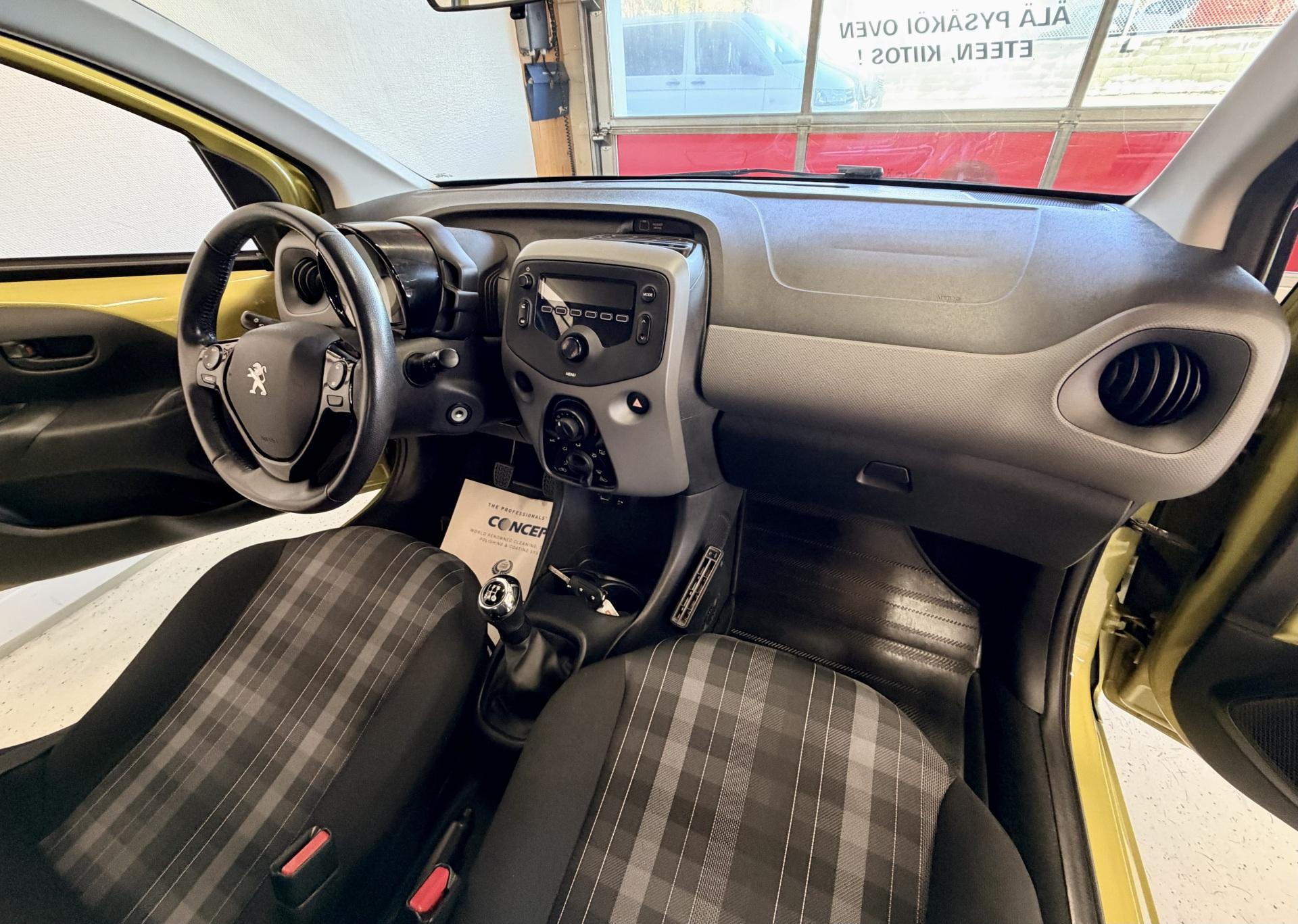 PEUGEOT 108 2019