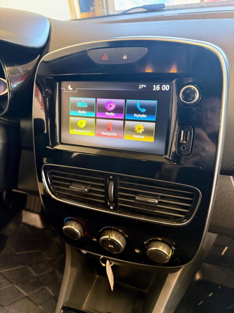 RENAULT Clio 2019