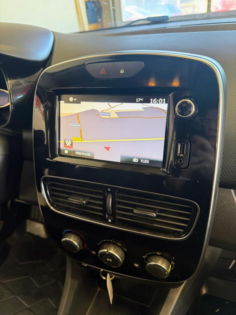 RENAULT Clio 2019