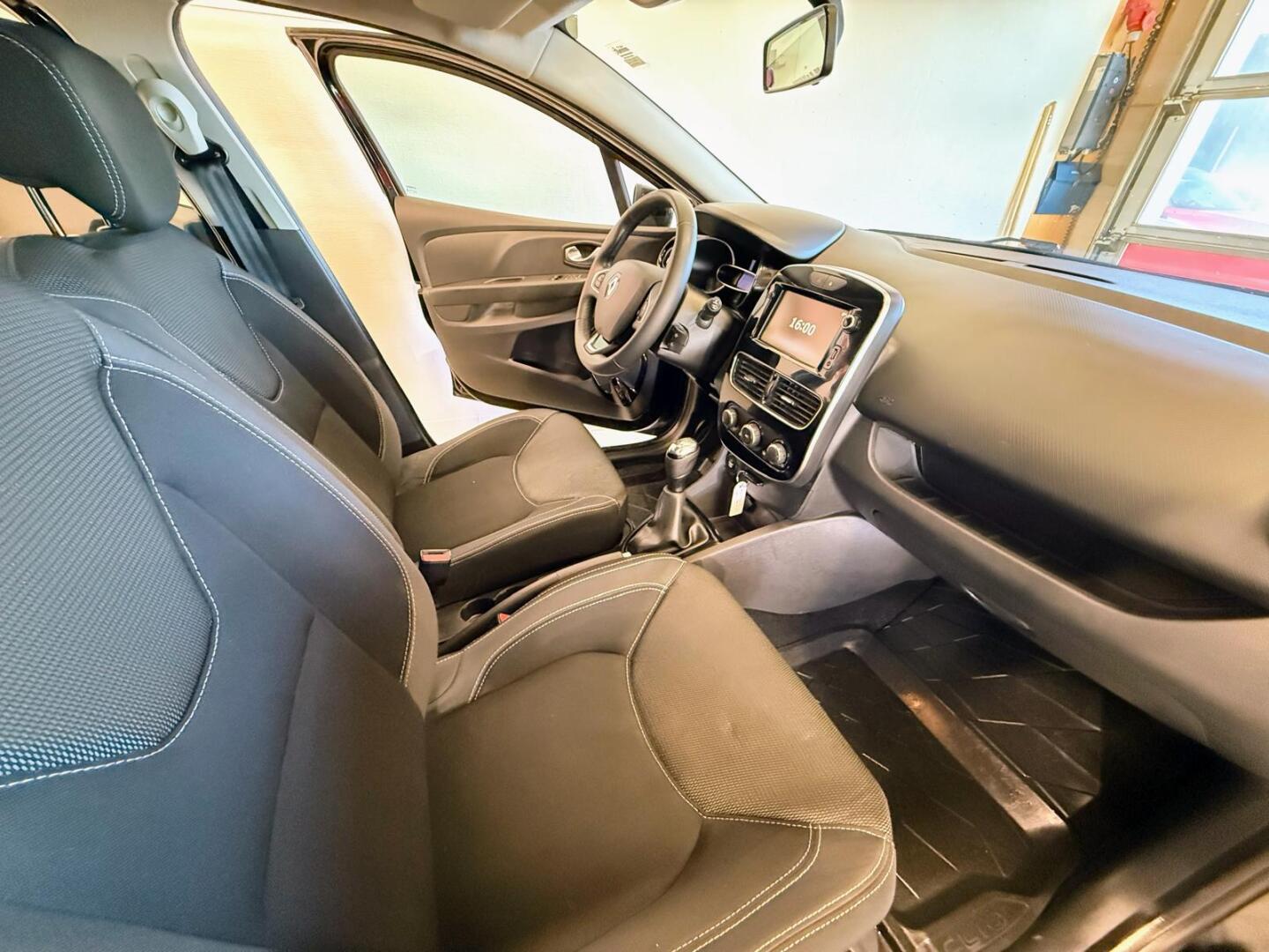 RENAULT Clio 2019