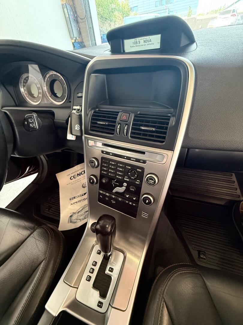 VOLVO XC60 2009