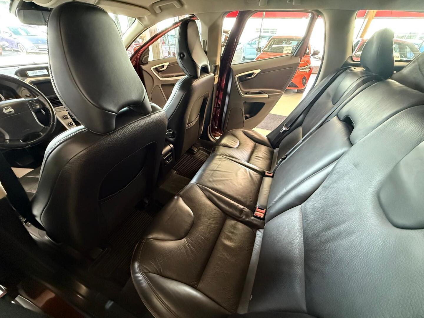 VOLVO XC60 2009