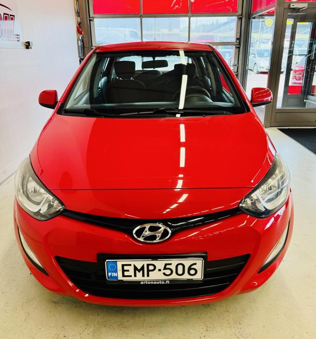 HYUNDAI i20 2013