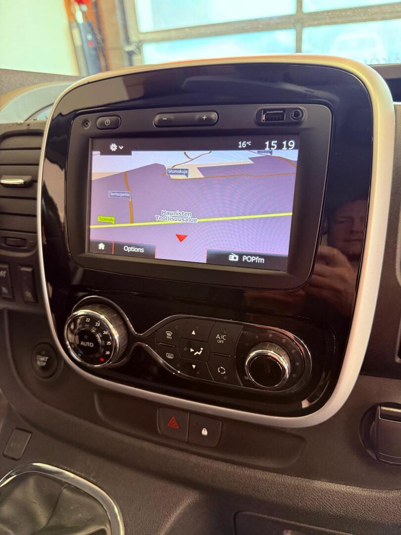 RENAULT Trafic 2018