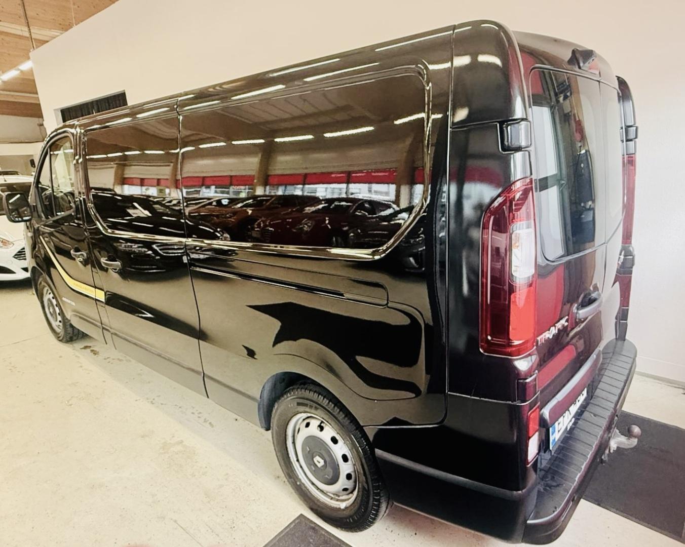 RENAULT Trafic 2018