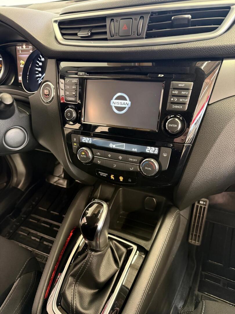 NISSAN Qashqai 2018