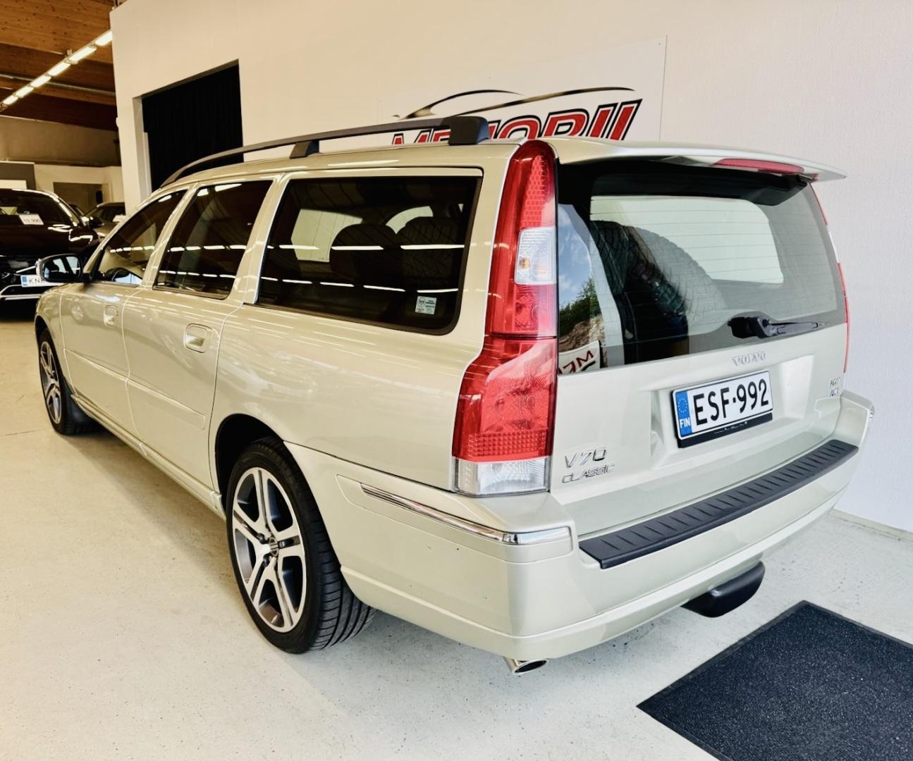 VOLVO V70 2007