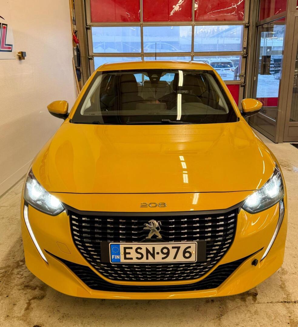 PEUGEOT 208 2020