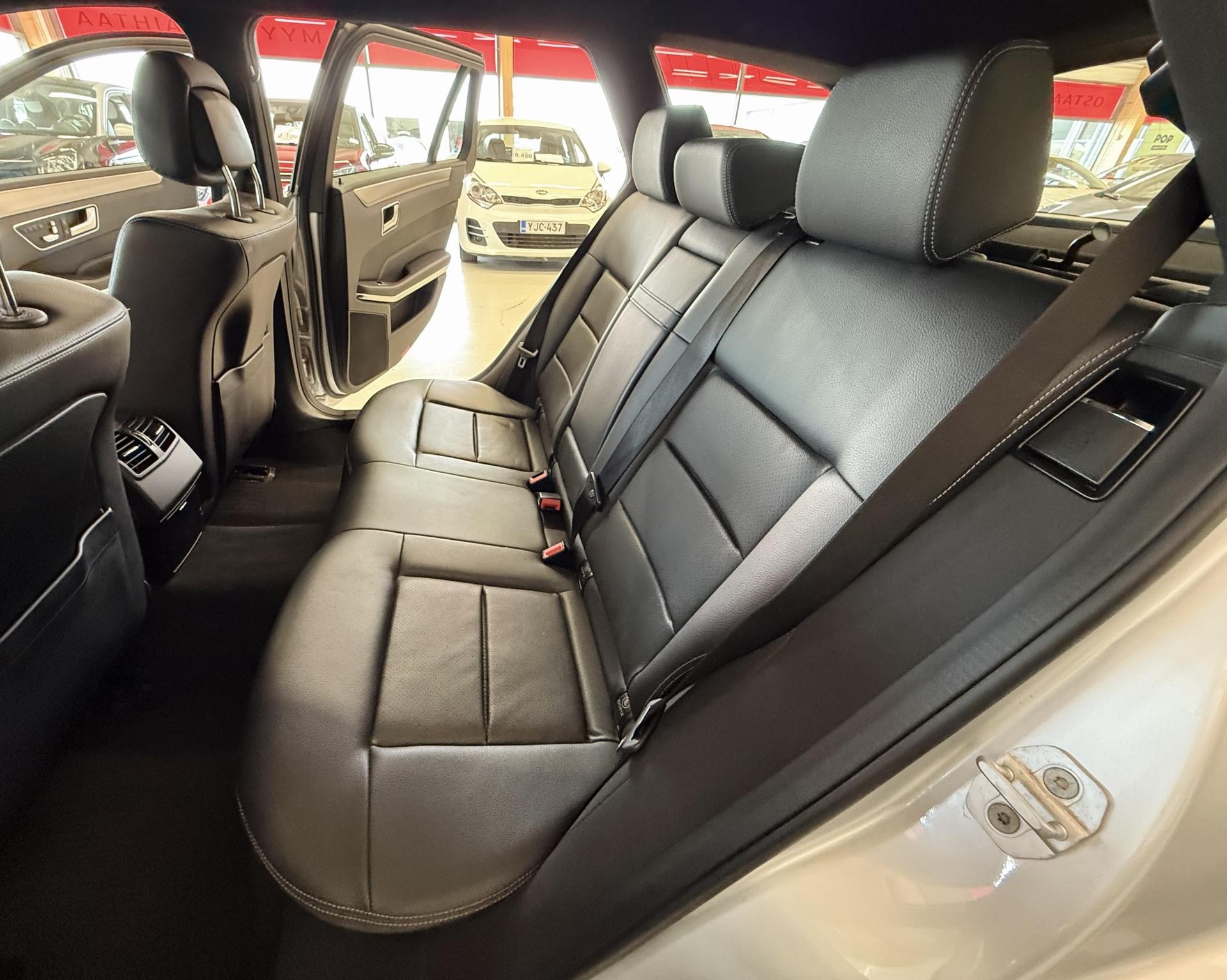 MERCEDES-BENZ E 2013