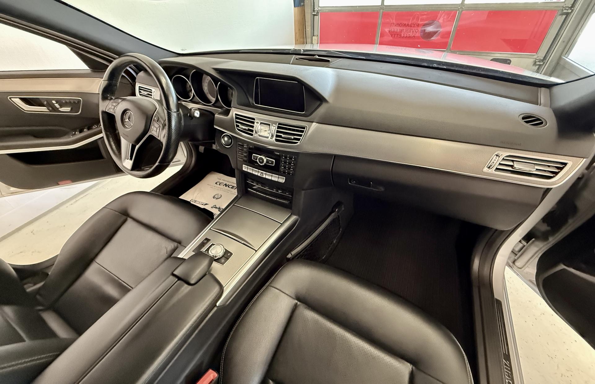 MERCEDES-BENZ E 2013