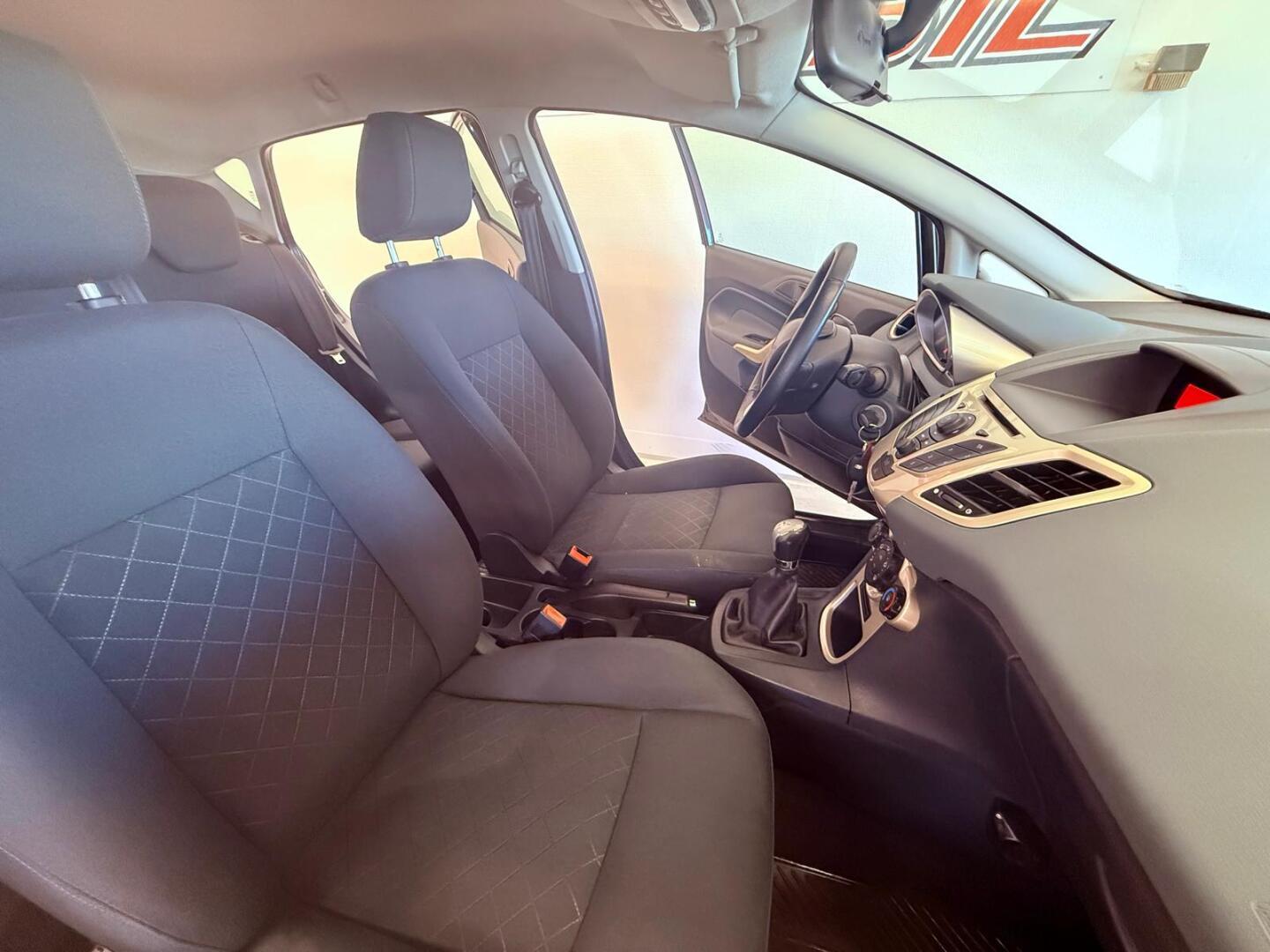 FORD Fiesta 2009