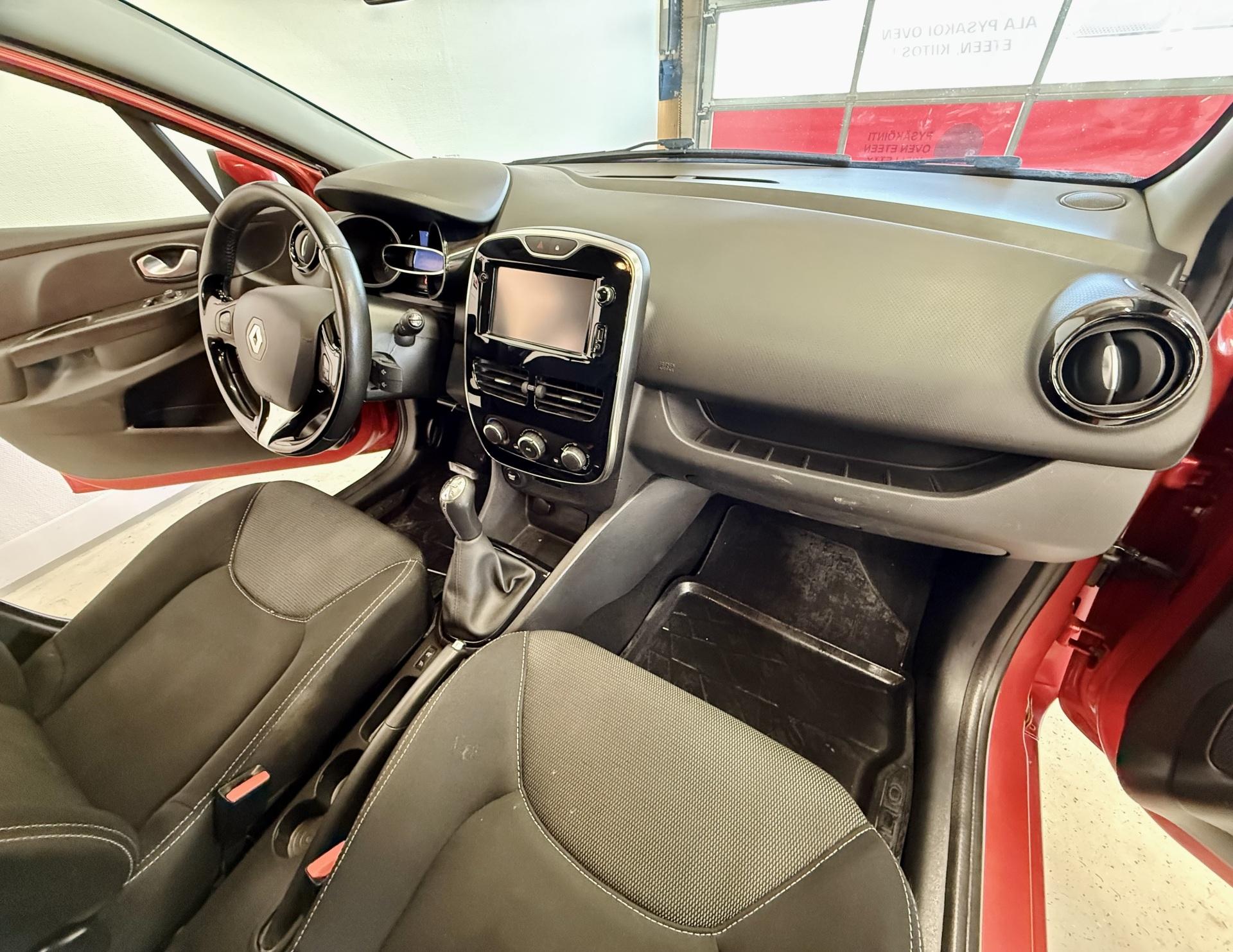 RENAULT Clio 2016