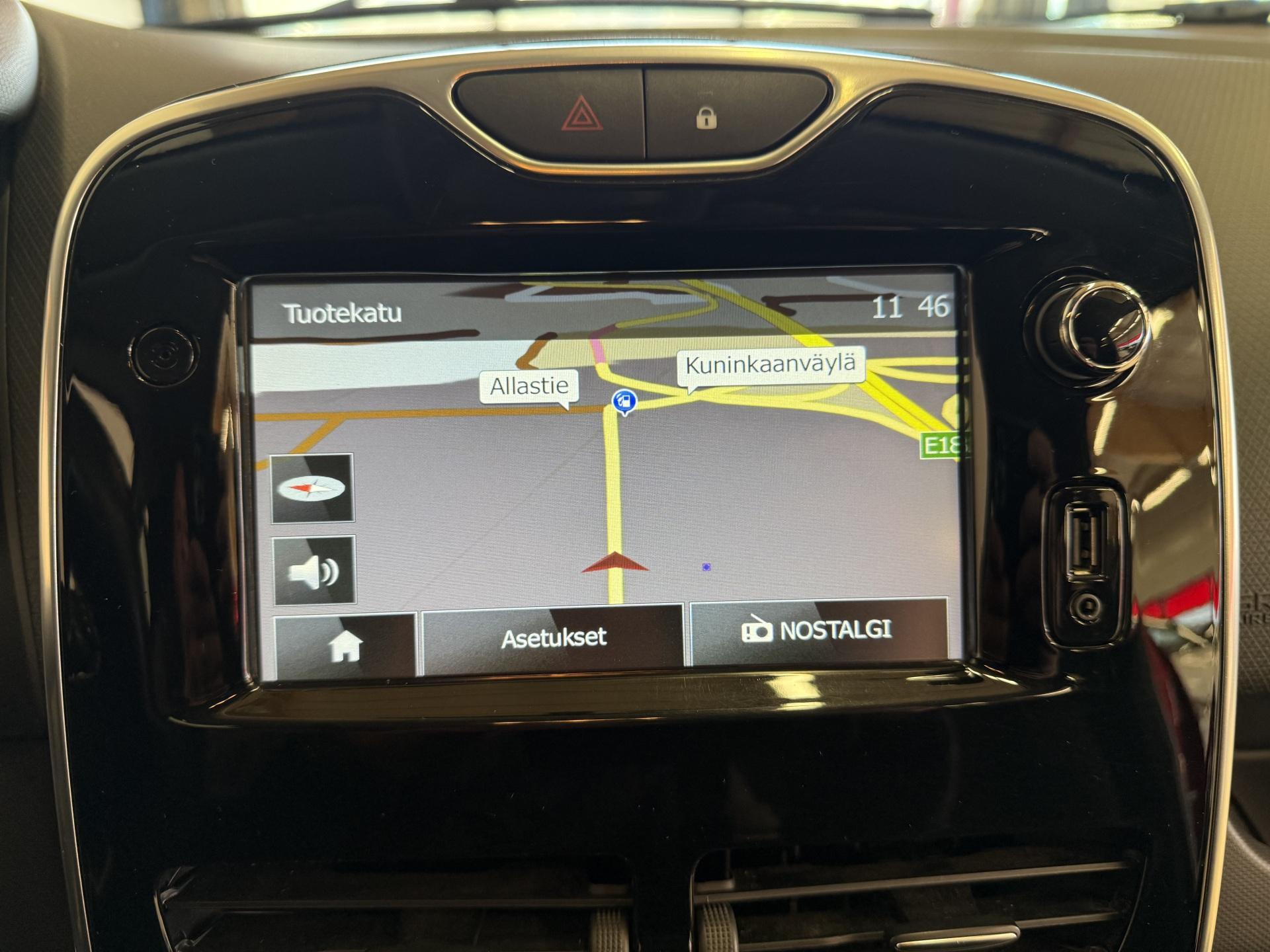 RENAULT Clio 2016