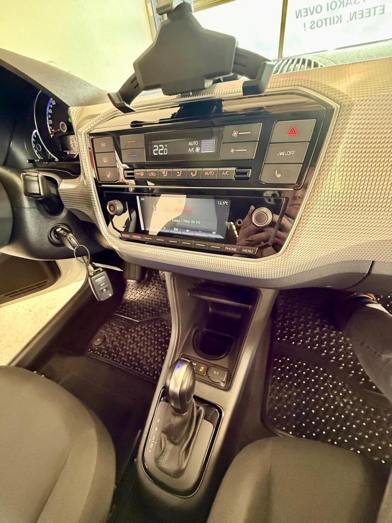VOLKSWAGEN Up! 2021