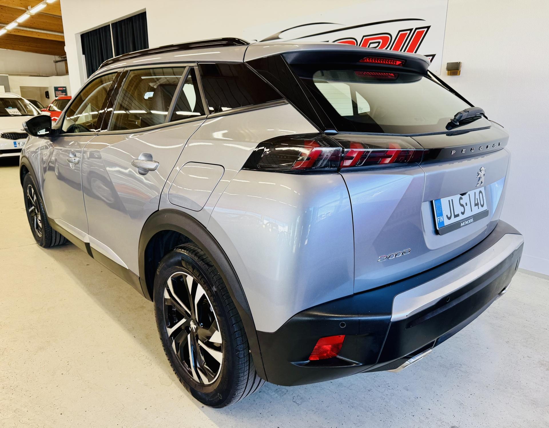 PEUGEOT 2008 2021