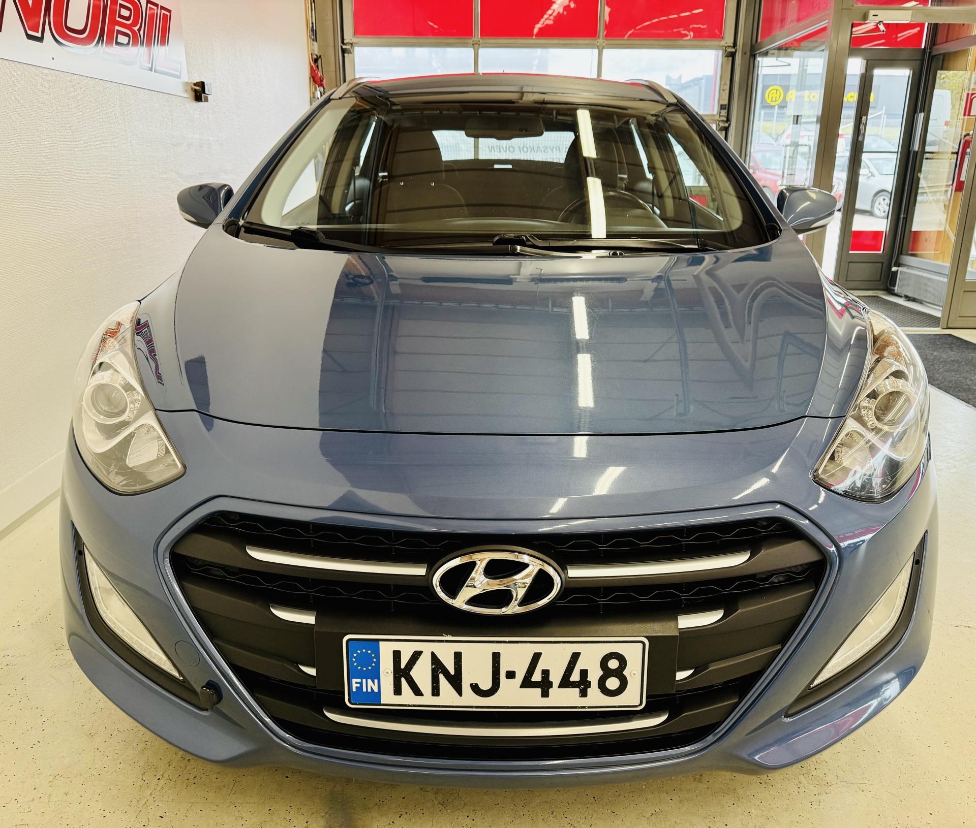 HYUNDAI i30 2016