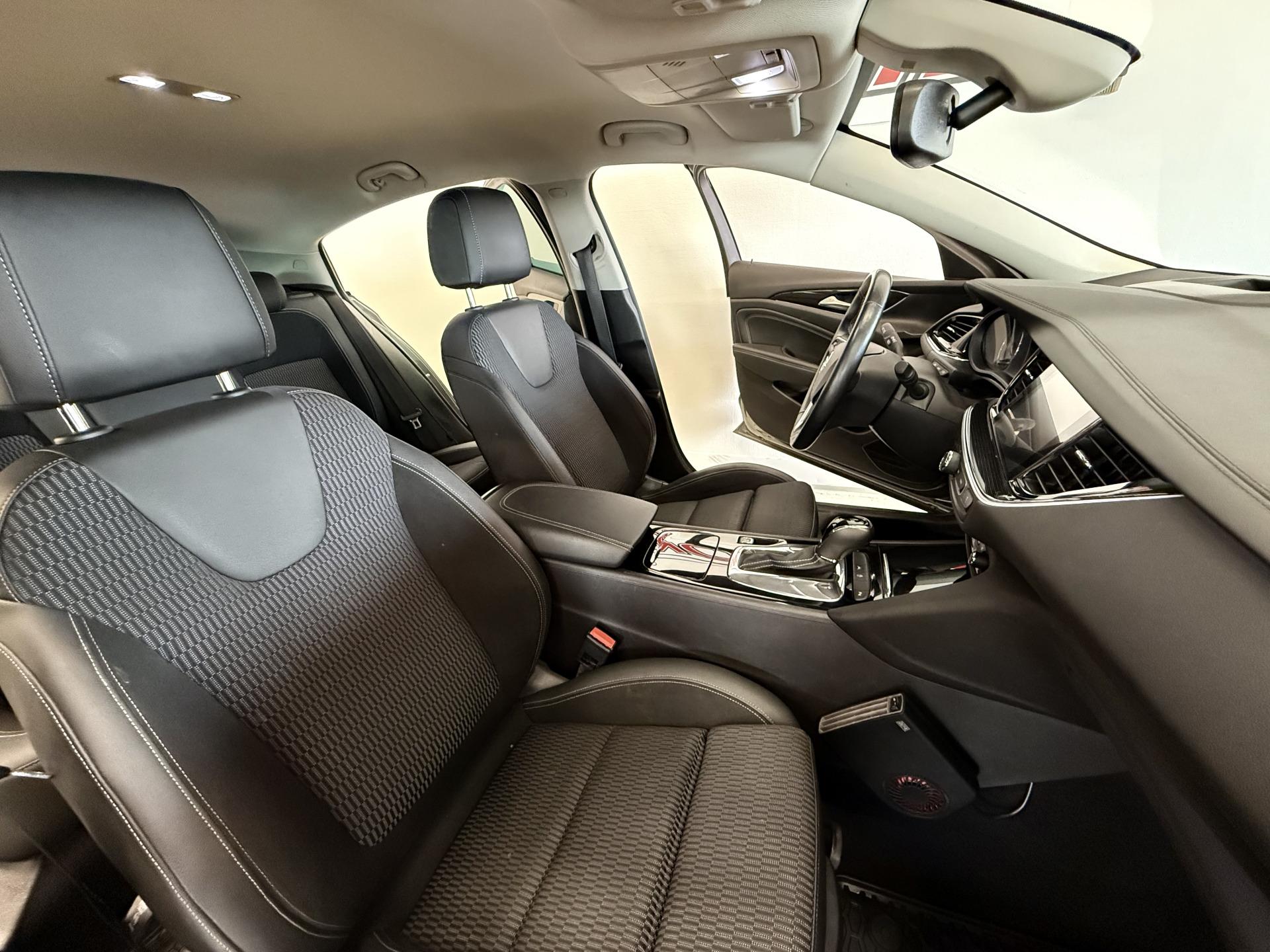 OPEL Insignia 2018