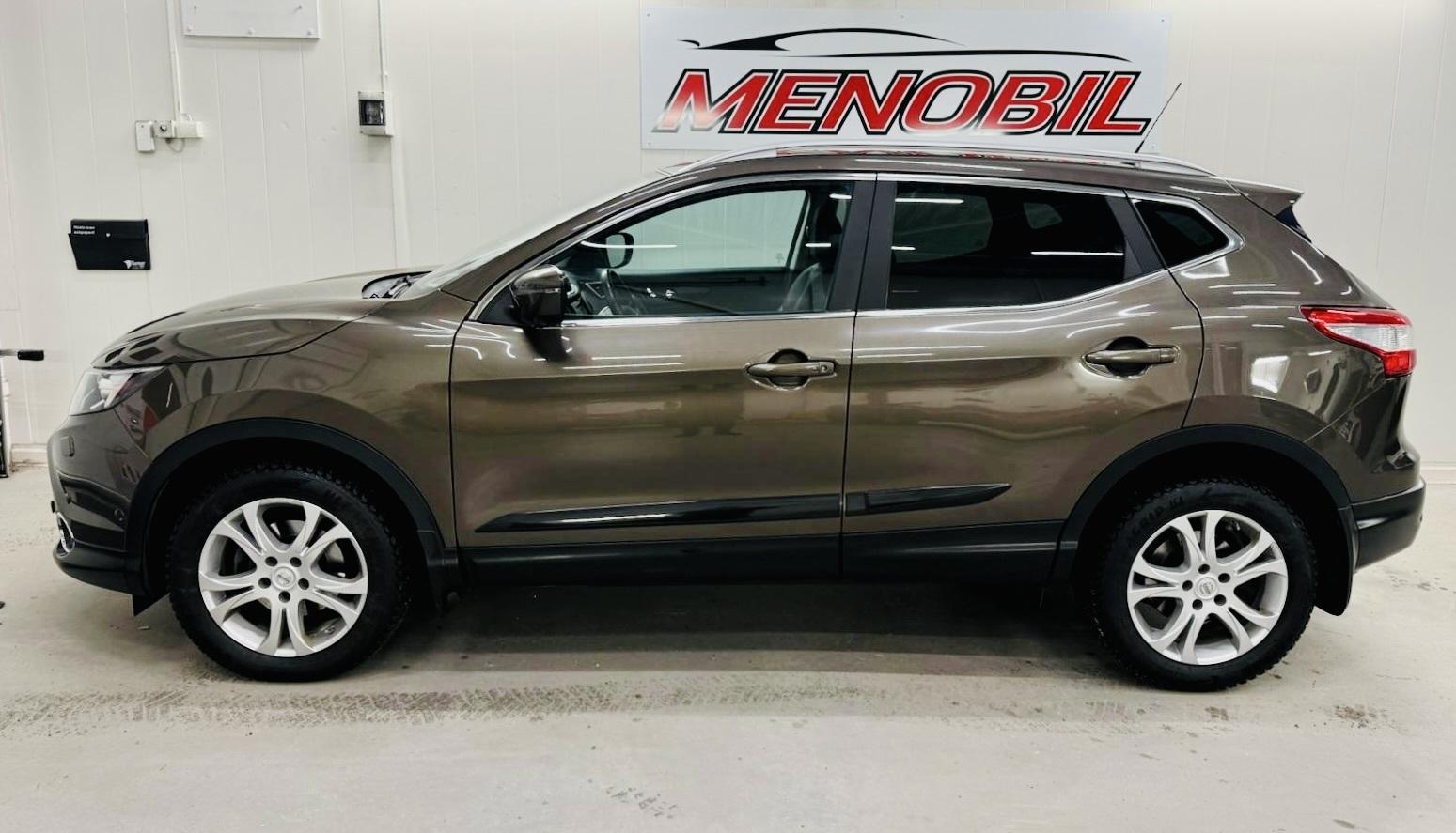 NISSAN Qashqai 2015