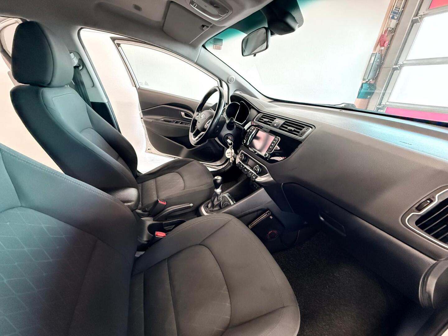 KIA Rio 2016
