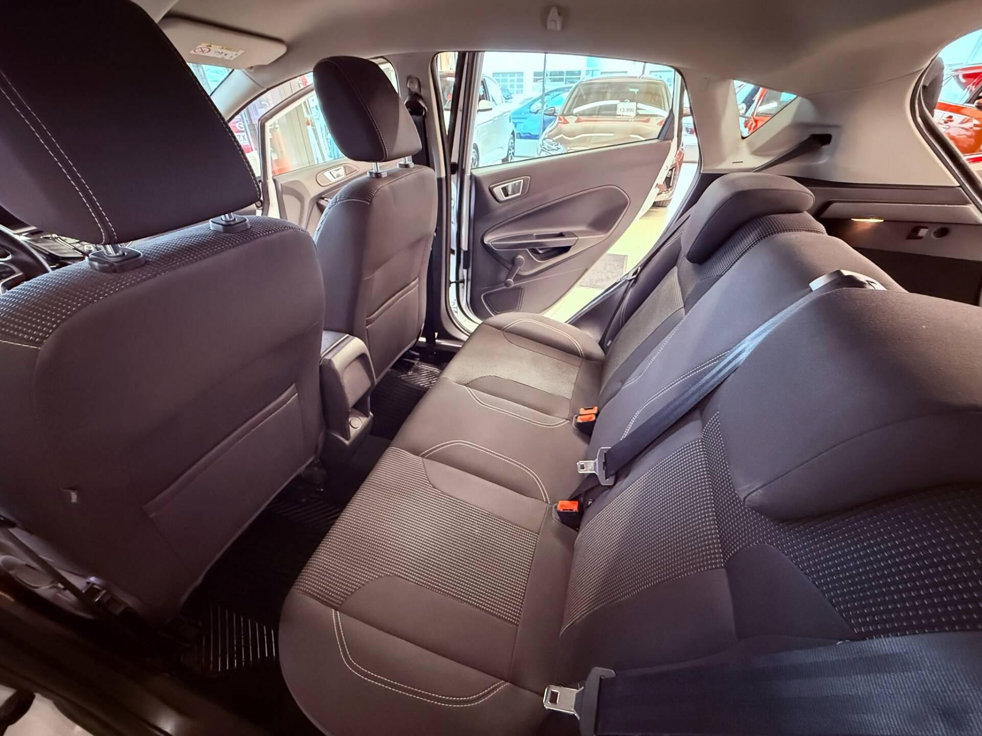 FORD Fiesta 2016