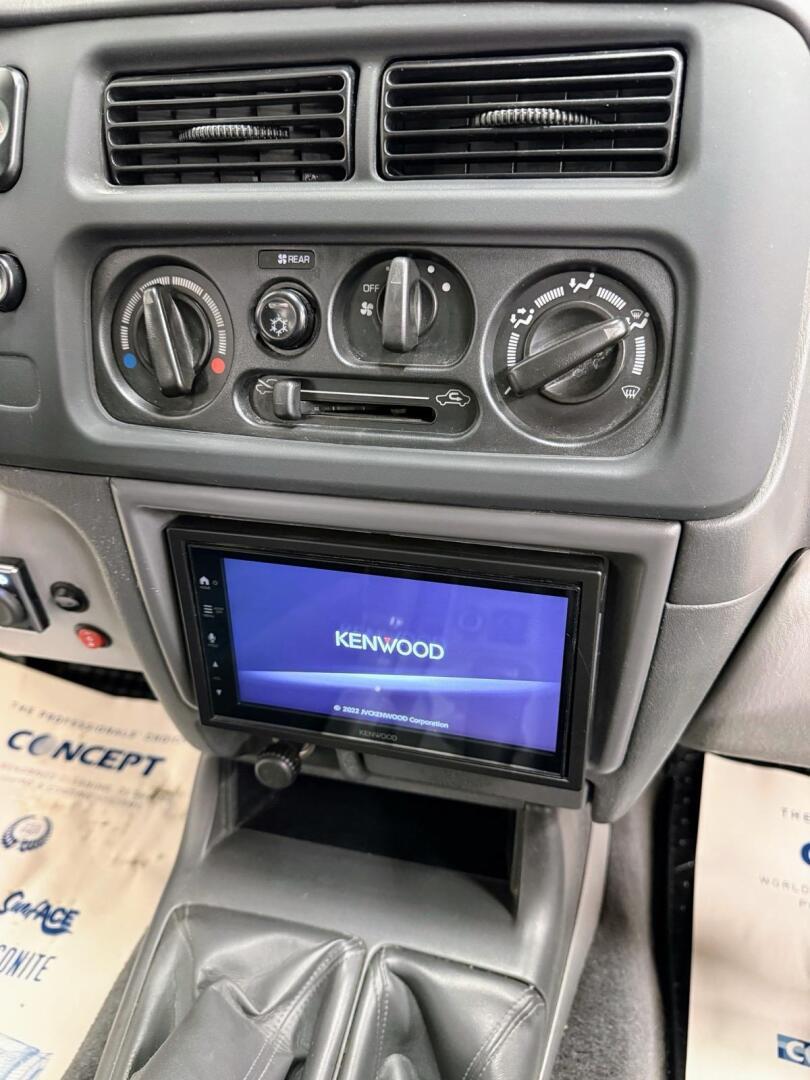 MITSUBISHI Pajero Sport 2000