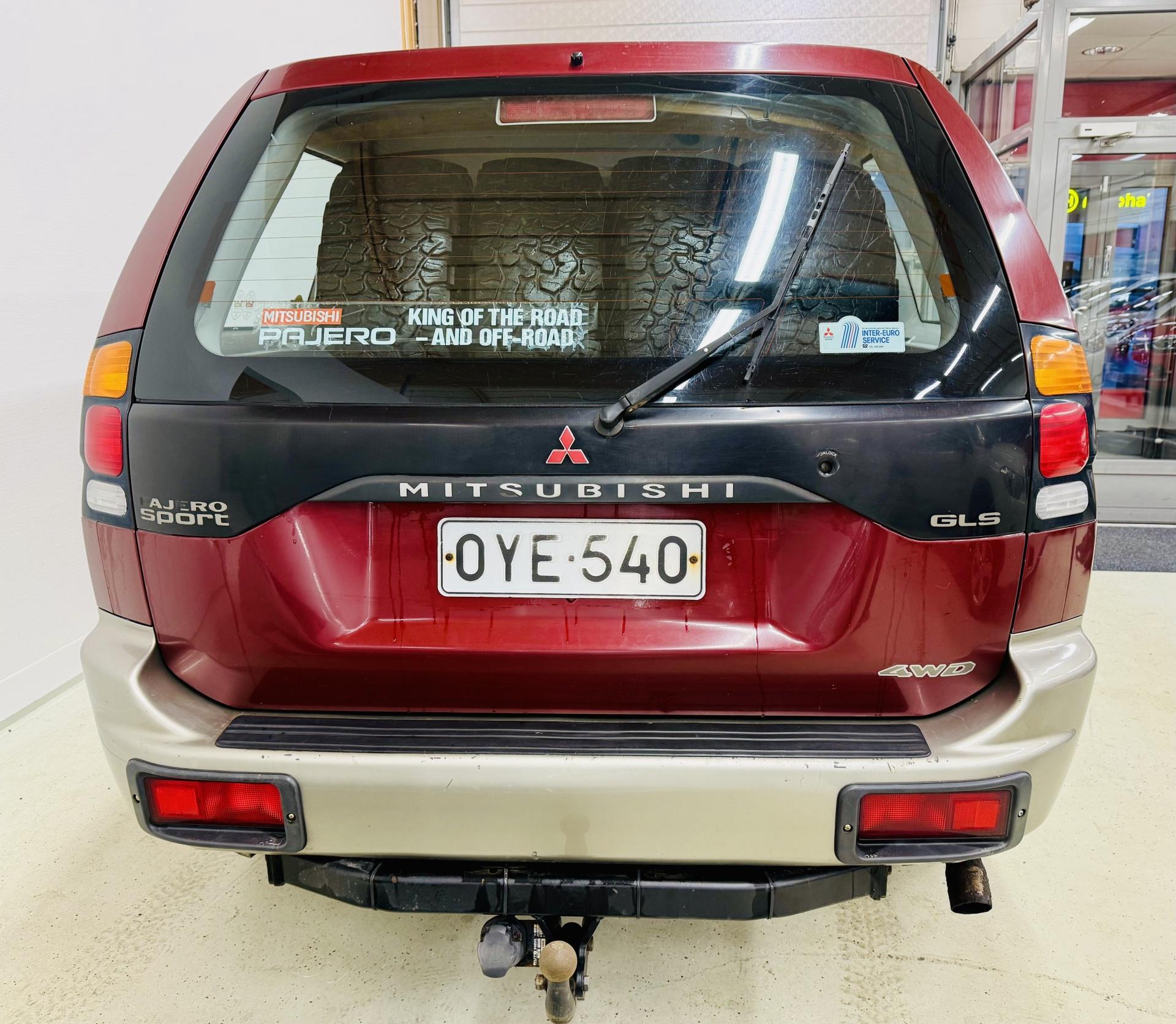 MITSUBISHI Pajero Sport 2000