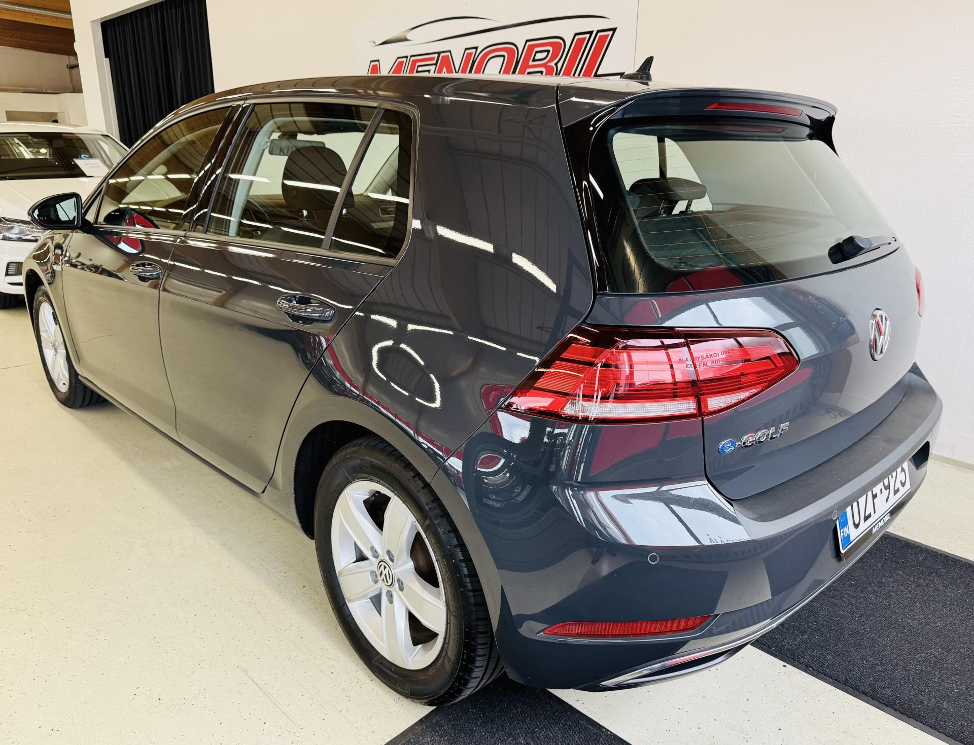VOLKSWAGEN Golf 2019