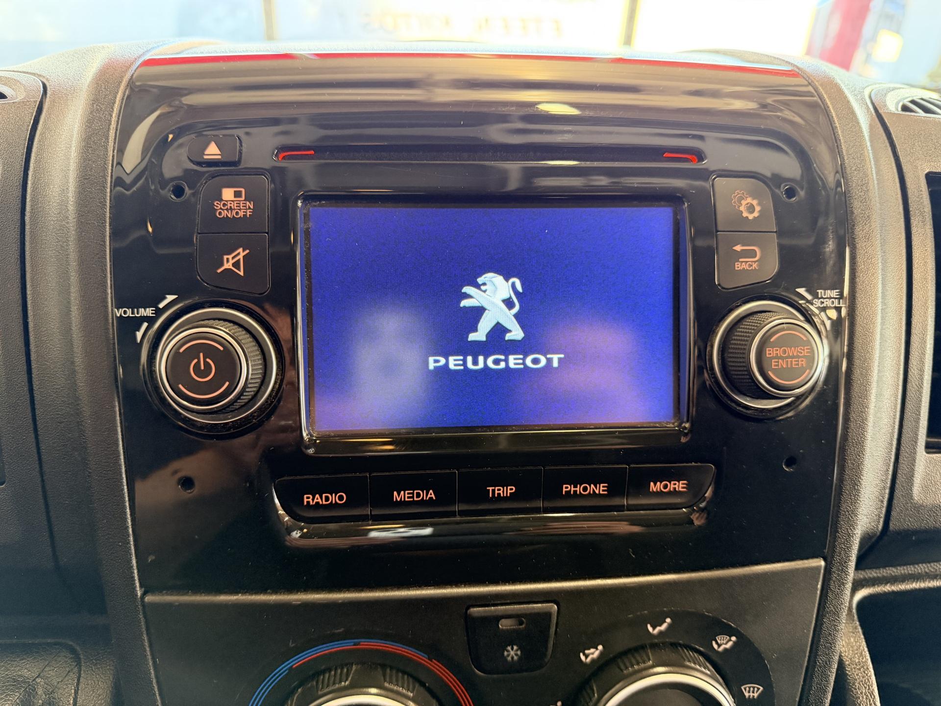PEUGEOT Boxer 2018