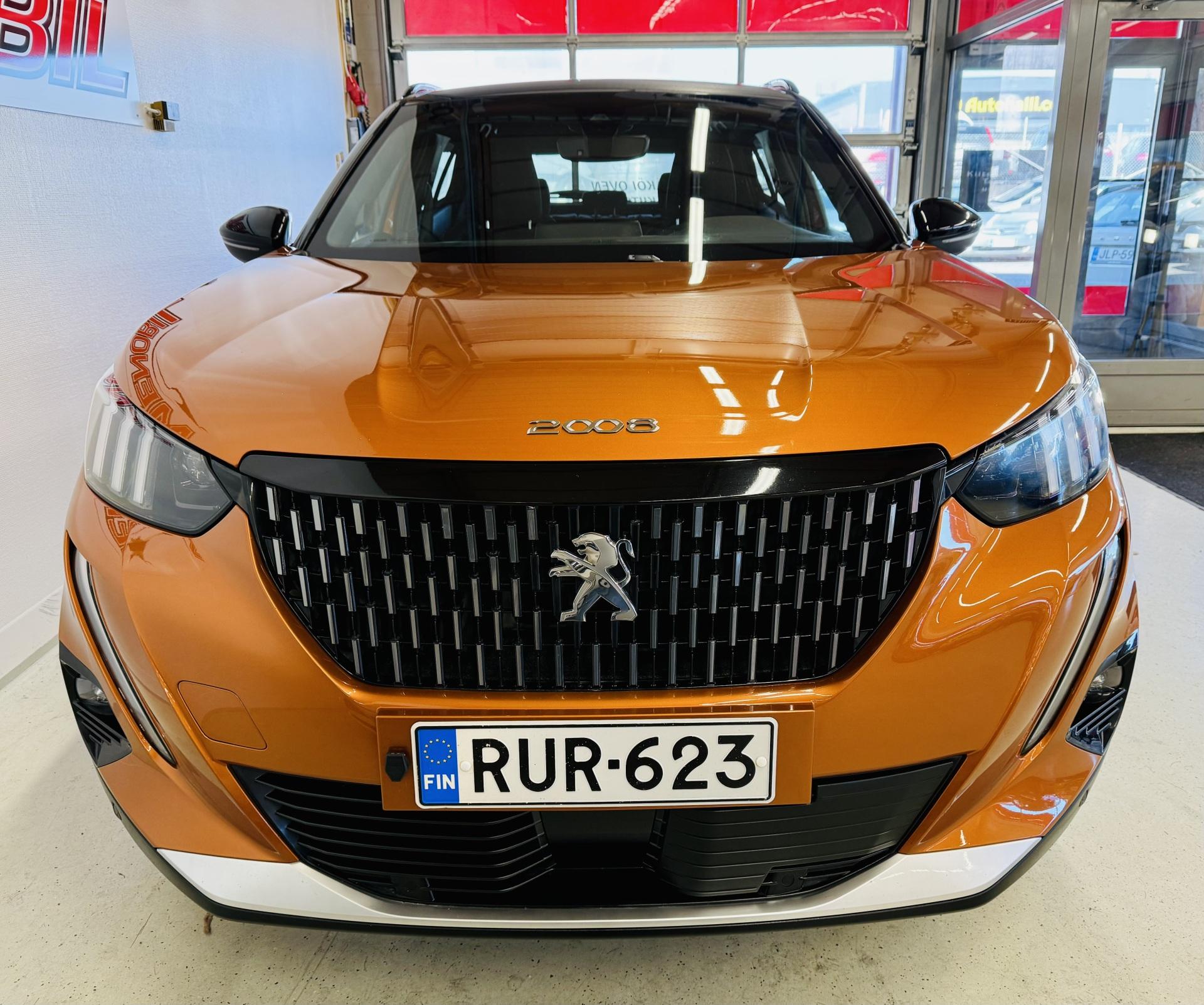 PEUGEOT 2008 2021
