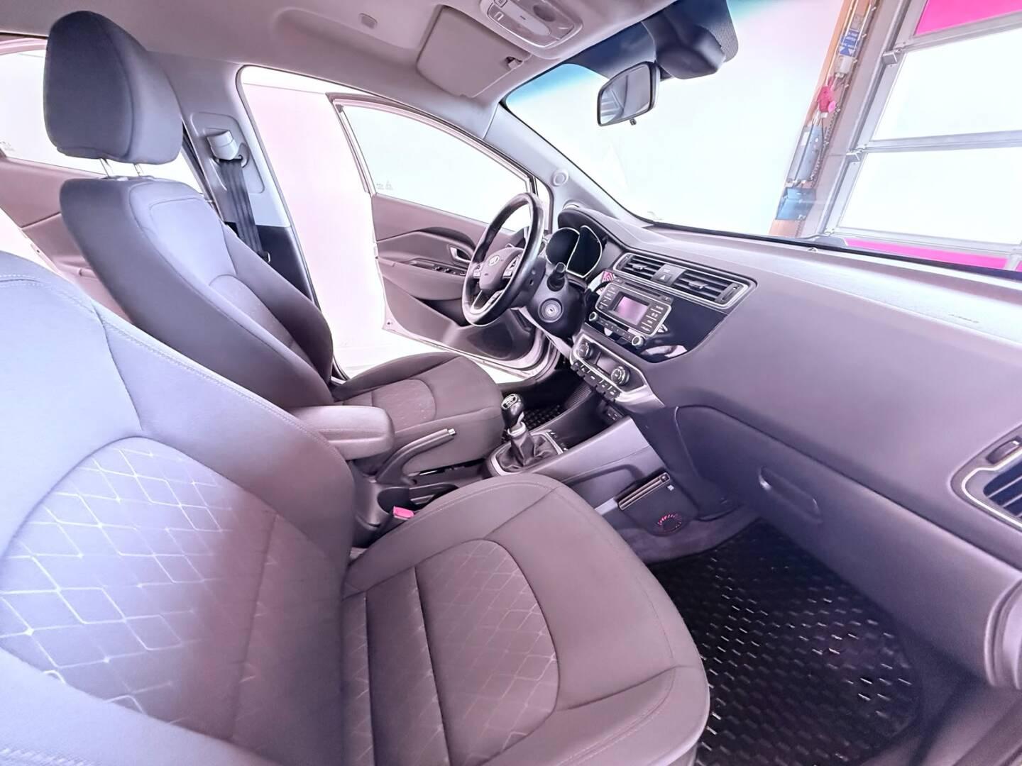 KIA Rio 2015