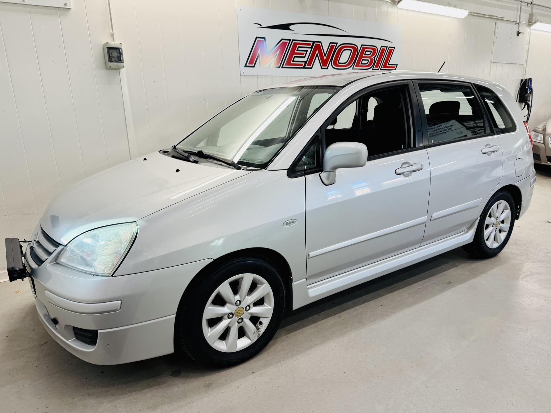 SUZUKI Liana 2004