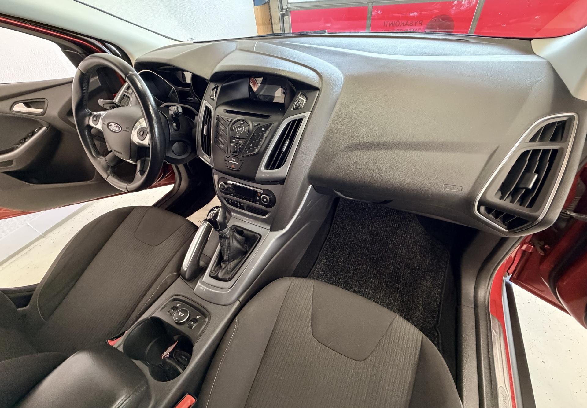 FORD Focus 2011