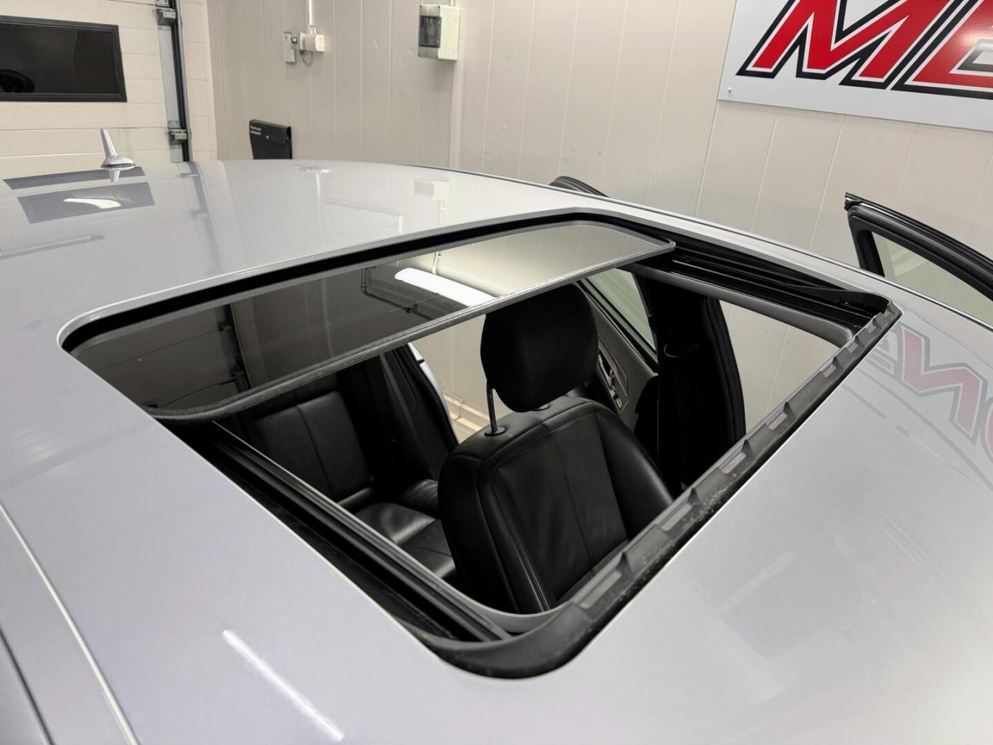 MERCEDES-BENZ S 2005