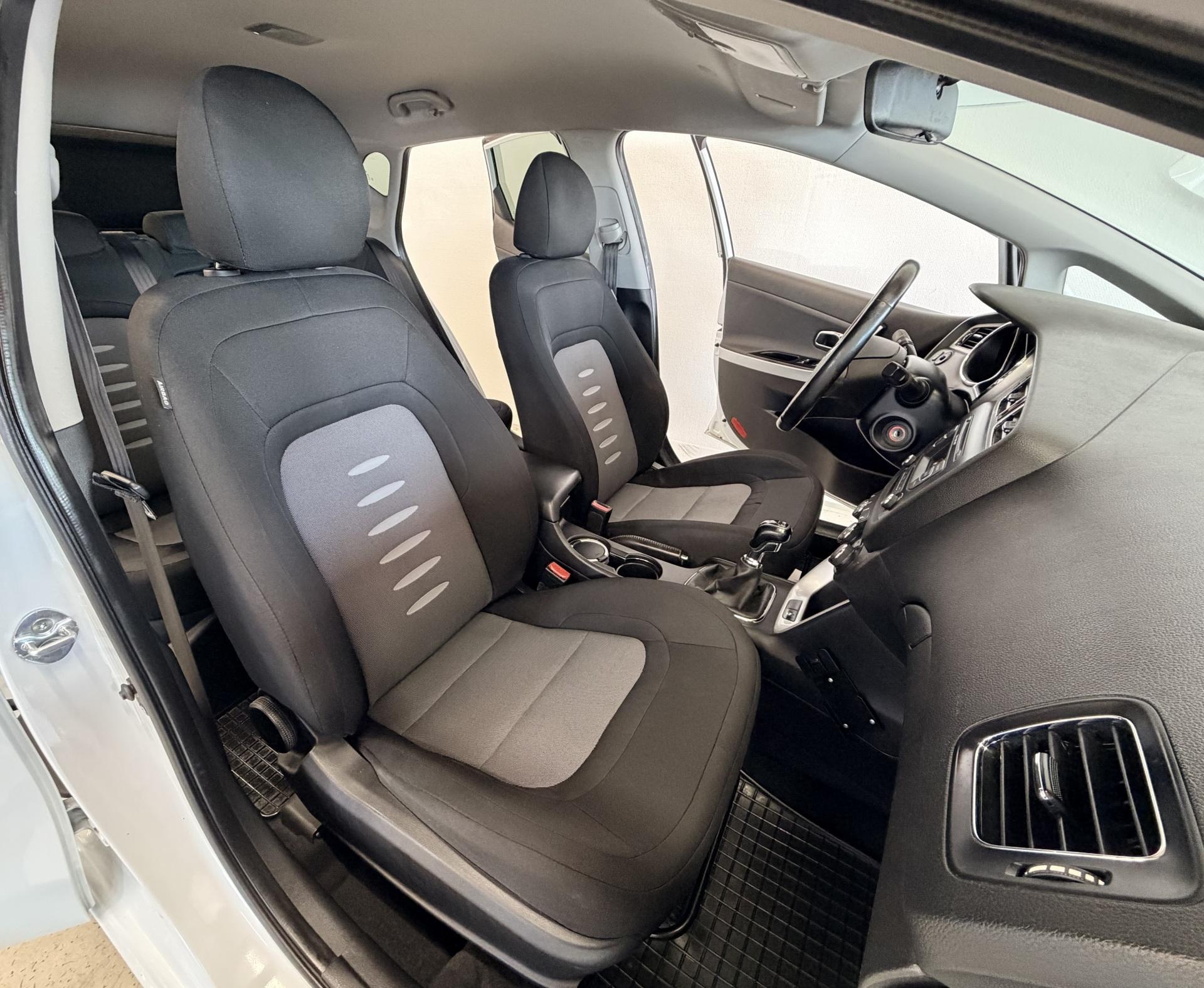 KIA Ceed 2013