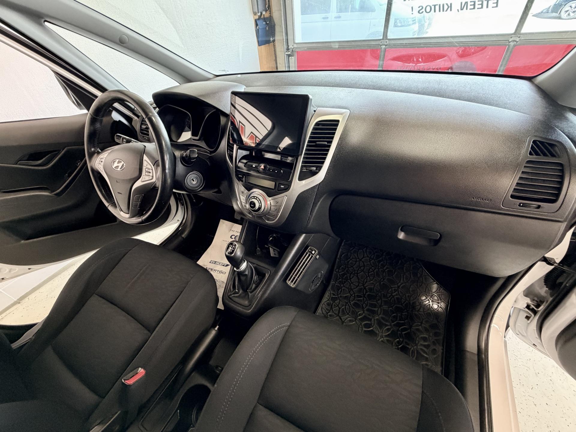 HYUNDAI ix20 2011
