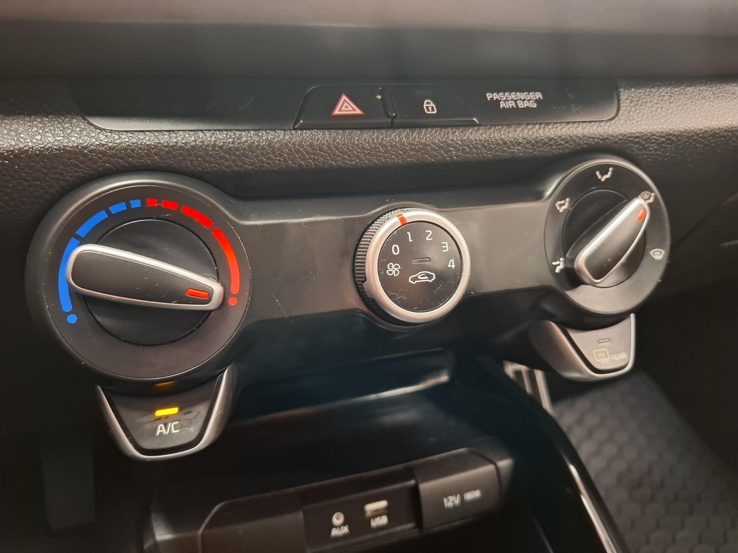 KIA Rio 17