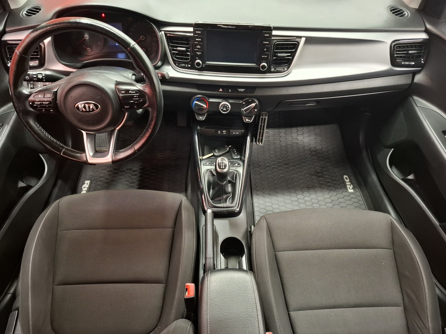KIA Rio 24
