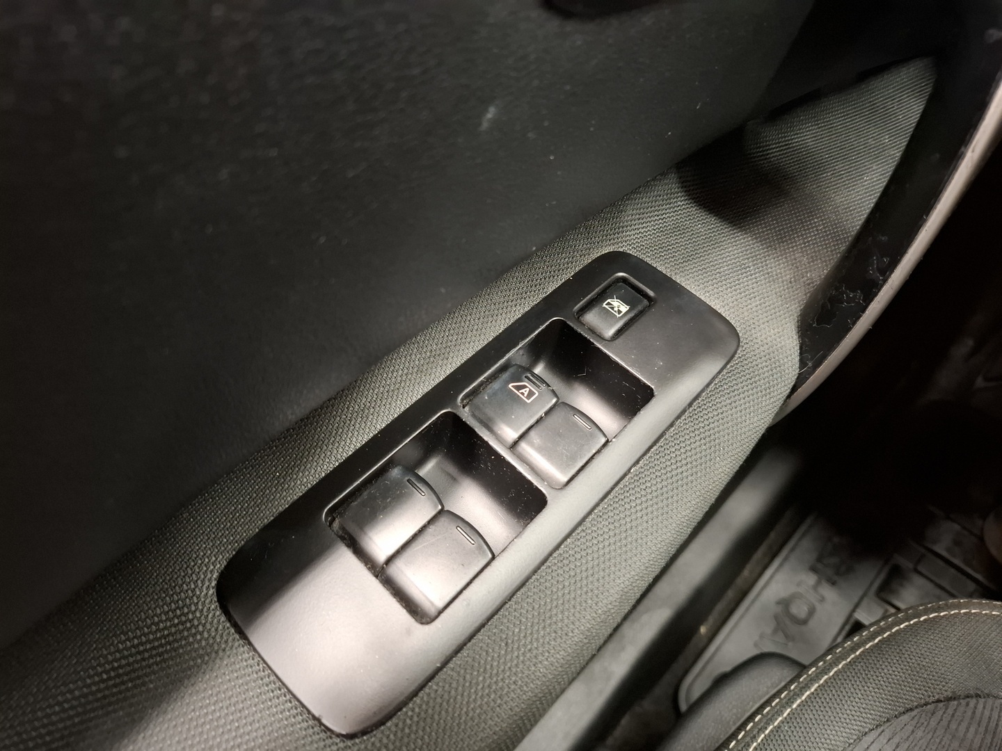 NISSAN Qashqai 18