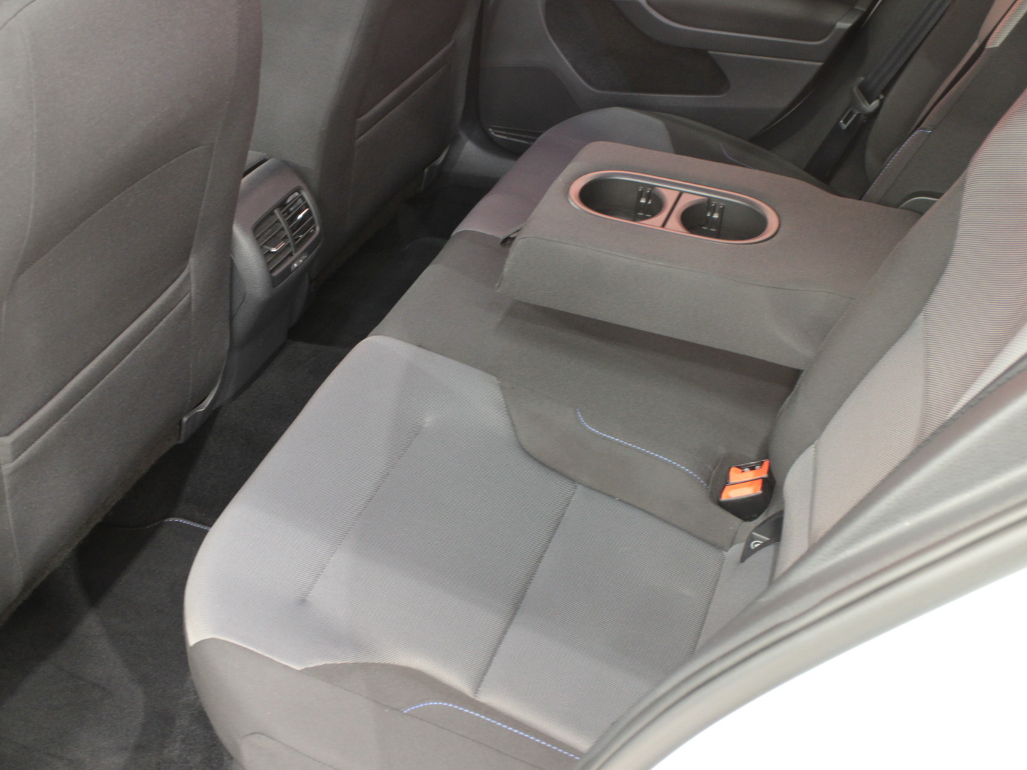 VOLKSWAGEN Golf 12