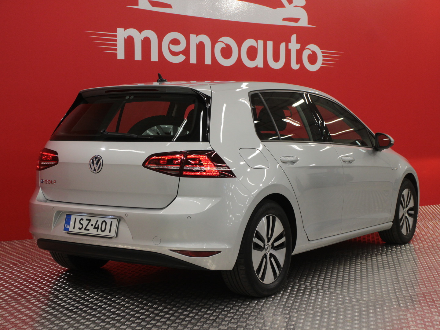 VOLKSWAGEN Golf 4