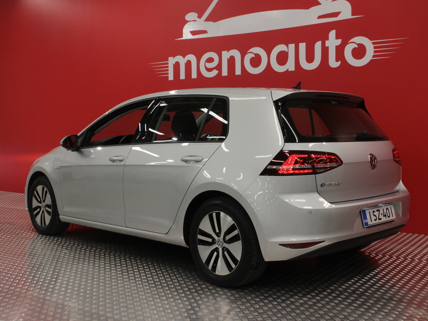 VOLKSWAGEN Golf 6