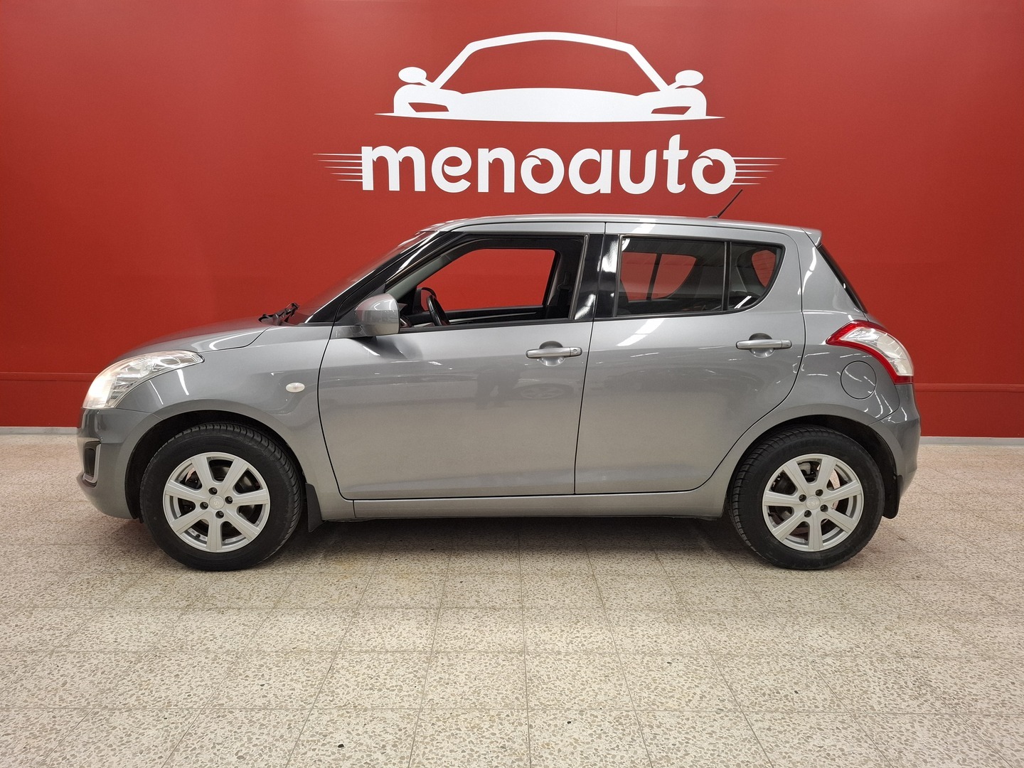 SUZUKI Swift 6