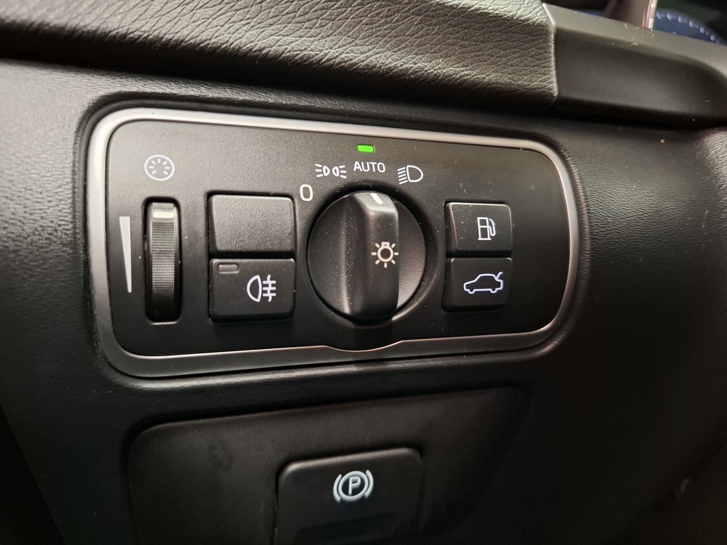 VOLVO V60 Cross Country 22