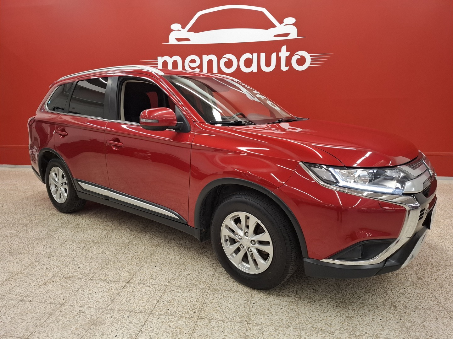 MITSUBISHI Outlander 1