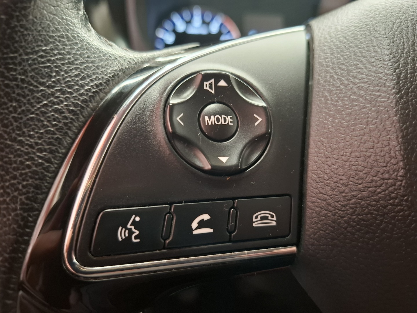 MITSUBISHI Outlander 12