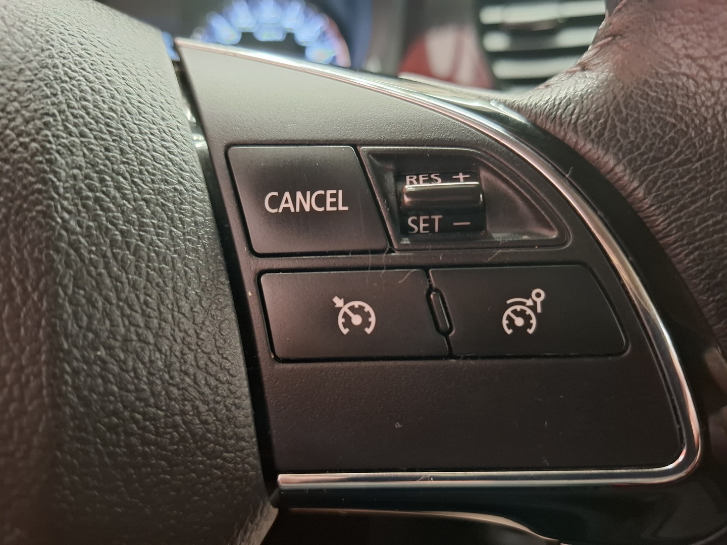 MITSUBISHI Outlander 13