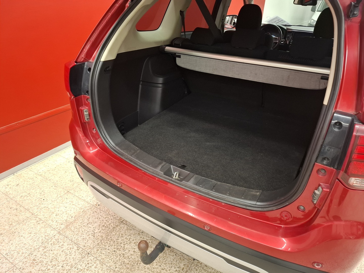 MITSUBISHI Outlander 25
