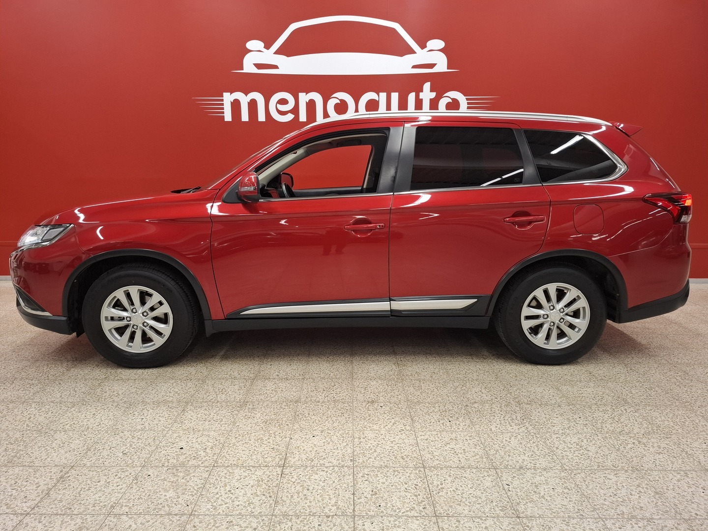 MITSUBISHI Outlander 6
