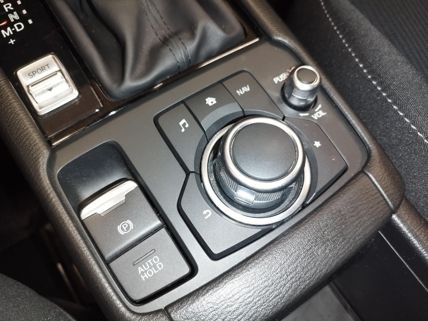 MAZDA CX-3 16